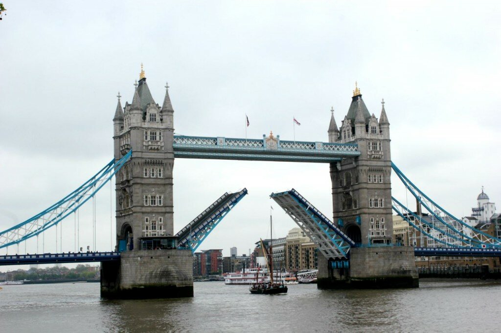 Tower Bridge - Mapa de Londres