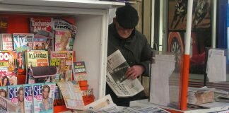 Quiosque de jornais em Londres